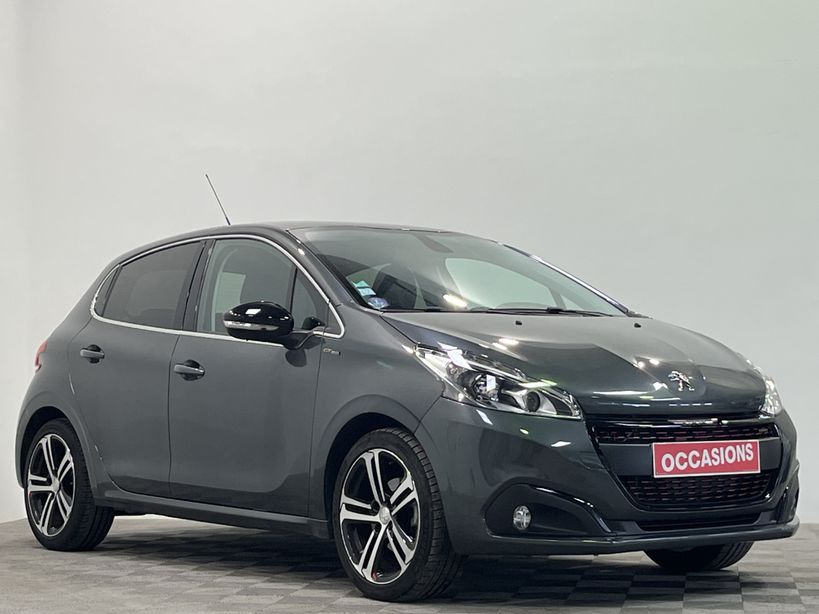 PEUGEOT 208 2017 - Photo n°2