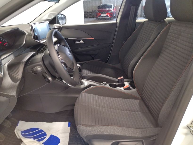 PEUGEOT 208 2022 - Photo n°11