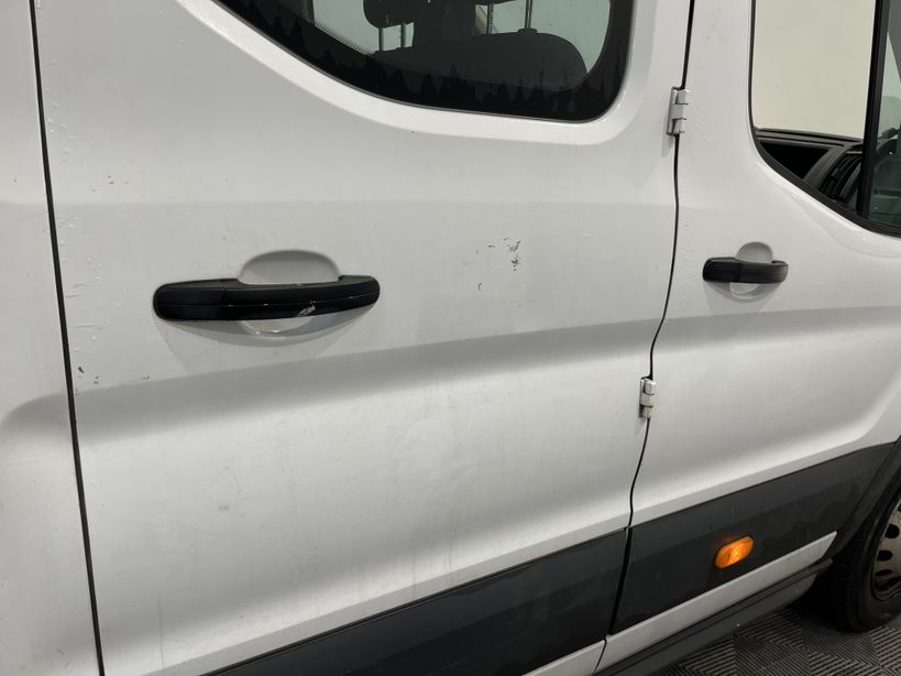 FORD TRANSIT CHASSIS DOUBLE CABINE 2019 - Photo n°16
