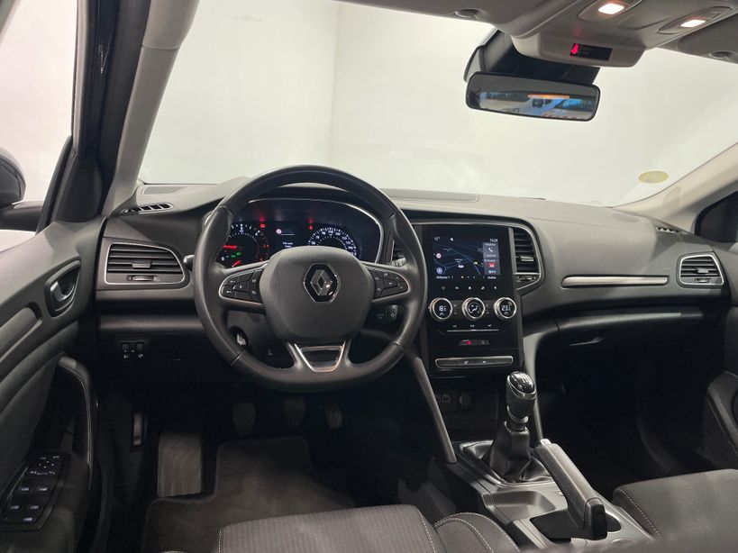 RENAULT MEGANE IV BERLINE 2022 - Photo n°29