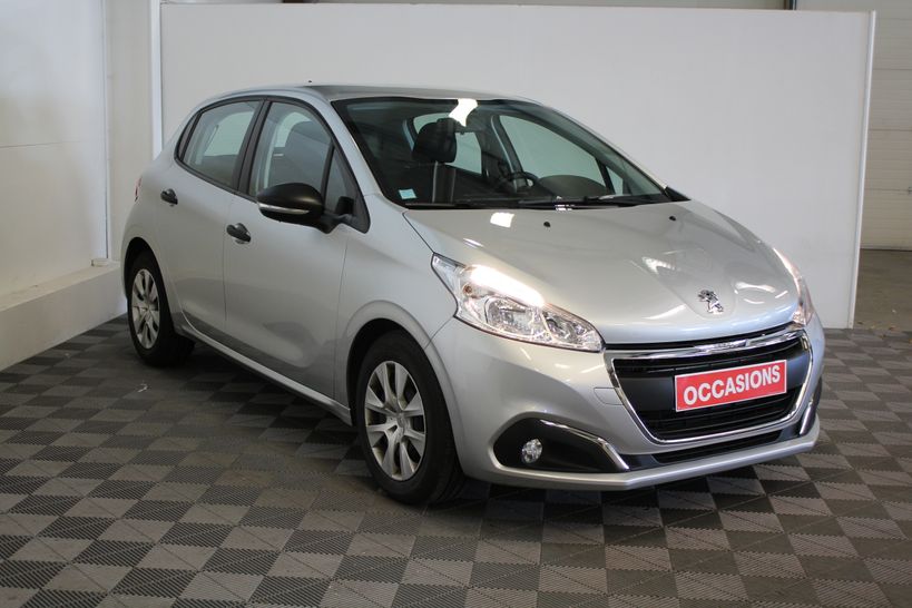 PEUGEOT 208 AFFAIRE 2017 - Photo n°3