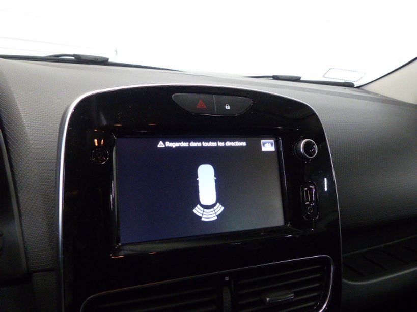 RENAULT CLIO IV 2020 - Photo n°19