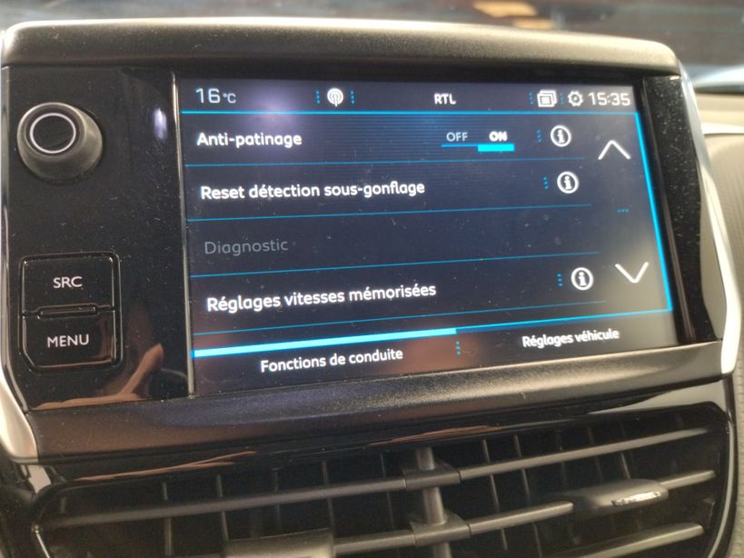 PEUGEOT 2008 2019 - Photo n°19