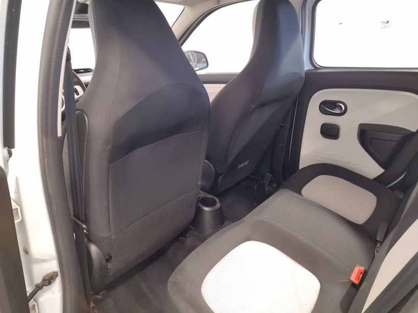 RENAULT TWINGO III 2021 - Photo n°20