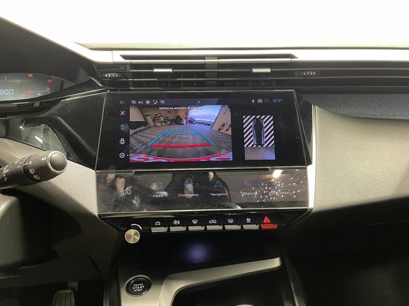 PEUGEOT 308 2023 - Photo n°14