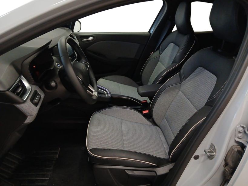 RENAULT CLIO V 2025 - Photo n°10