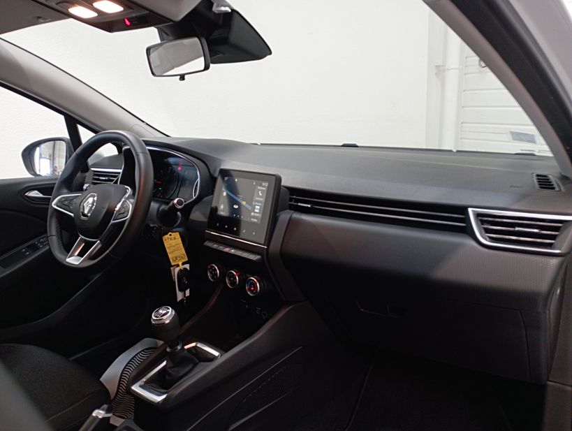 RENAULT CLIO V 2019 - Photo n°10