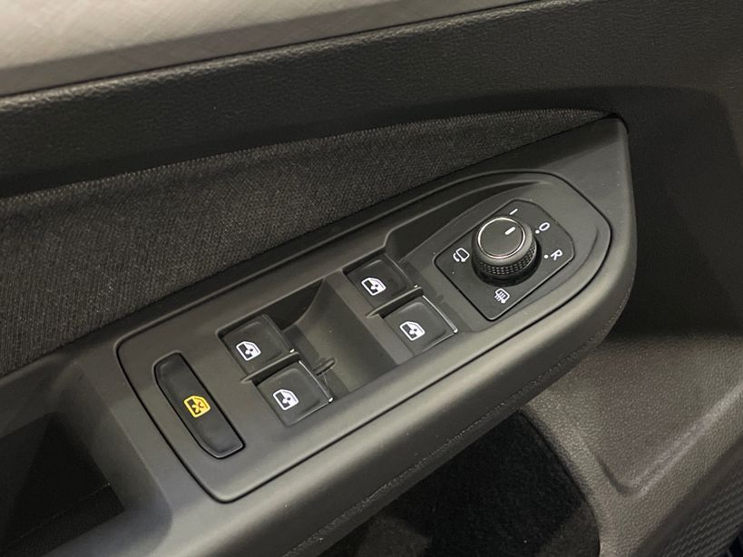 VOLKSWAGEN GOLF 2023 - Photo n°35