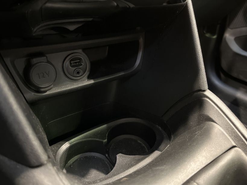 PEUGEOT 208 2016 - Photo n°17