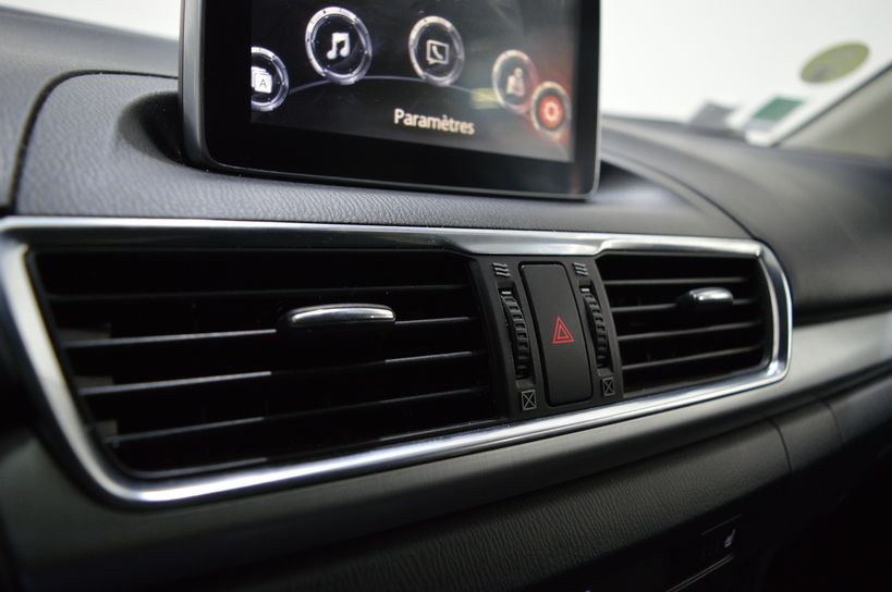 MAZDA MAZDA3 2014 - Photo n°30