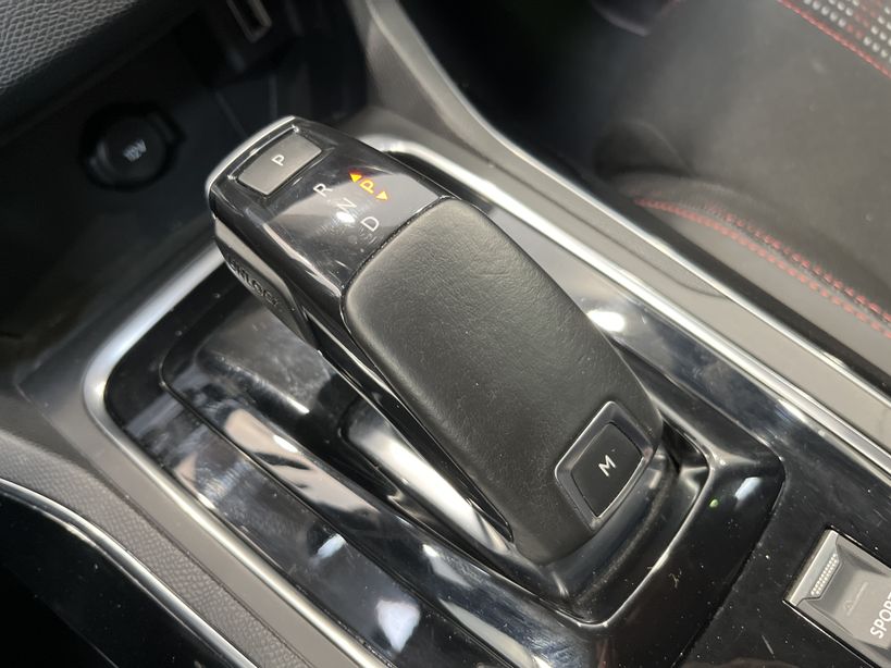PEUGEOT 308 2019 - Photo n°19