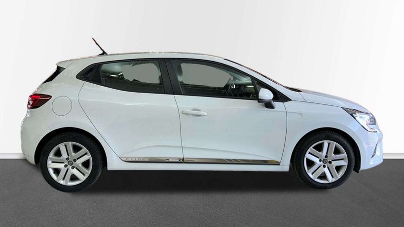 RENAULT CLIO V 2021 - Photo n°4