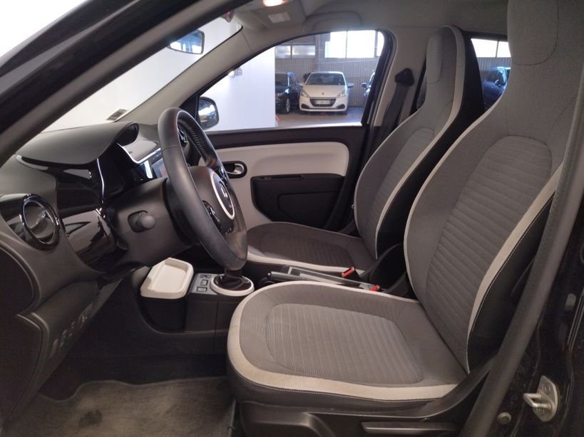 RENAULT TWINGO III 2019 - Photo n°11