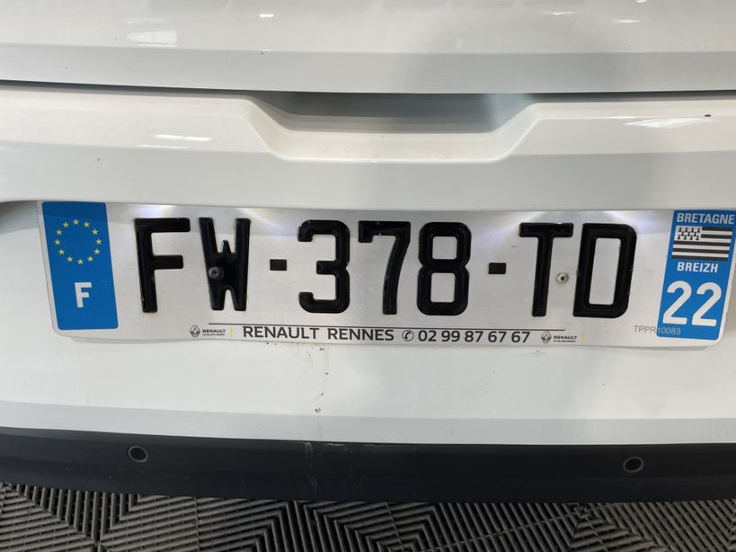 RENAULT MEGANE IV BERLINE 2021 - Photo n°1