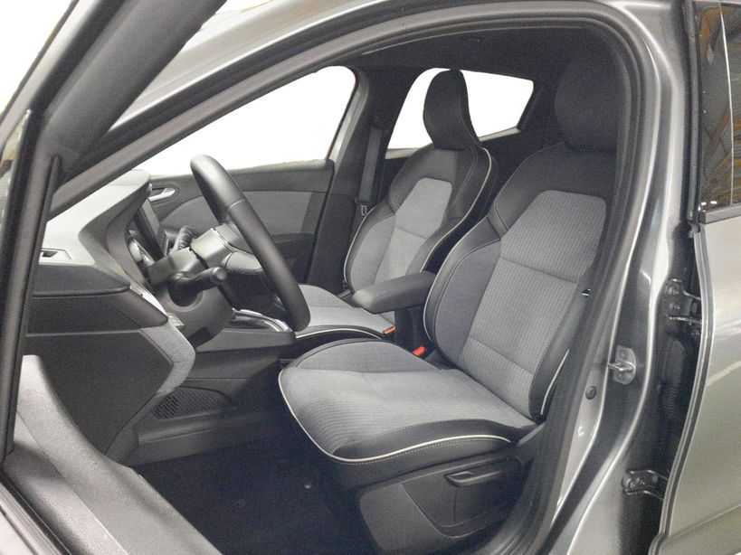 RENAULT CLIO V 2025 - Photo n°10