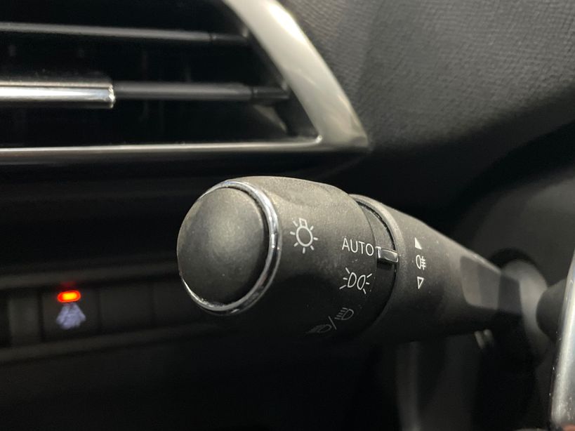 PEUGEOT 3008 2023 - Photo n°33
