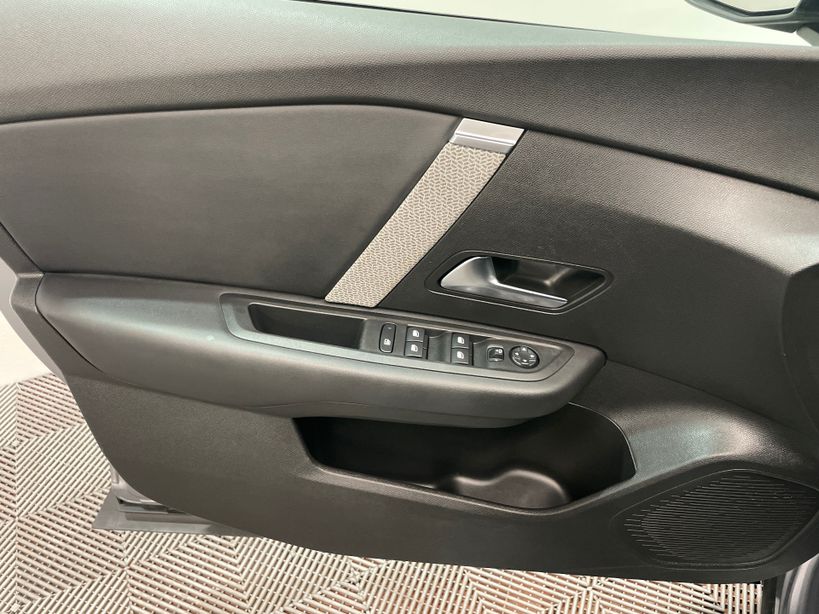 CITROEN C4 X 2023 - Photo n°20