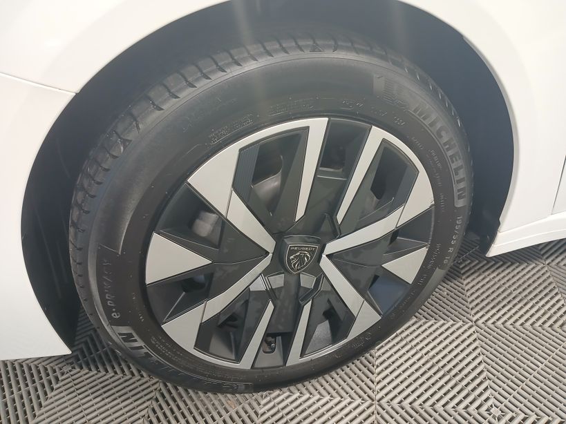 PEUGEOT 208 2024 - Photo n°4