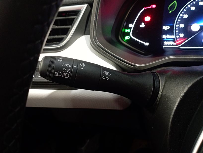 RENAULT CLIO V 2021 - Photo n°28