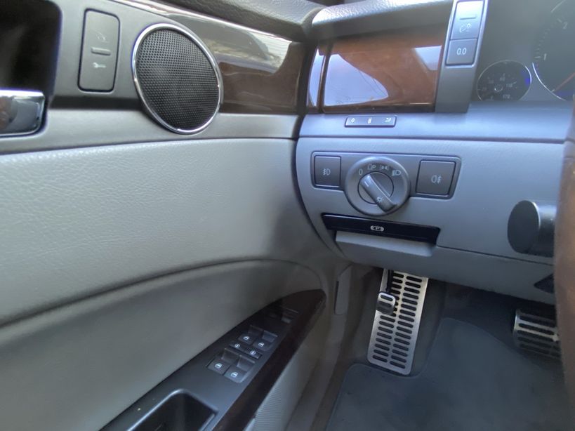 VOLKSWAGEN PHAETON 2004 - Photo n°10