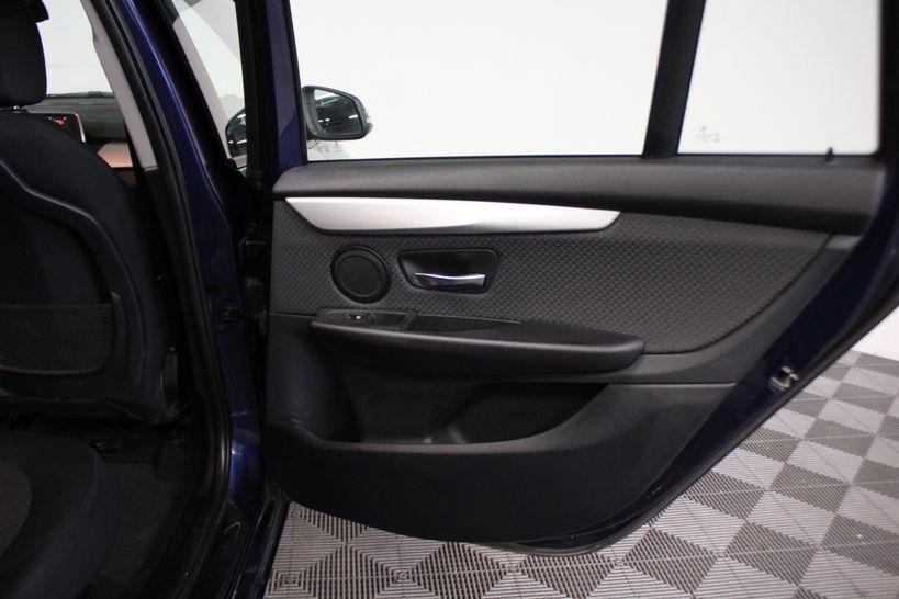 BMW SERIE 2 GRAN TOURER F46 2015 - Photo n°41
