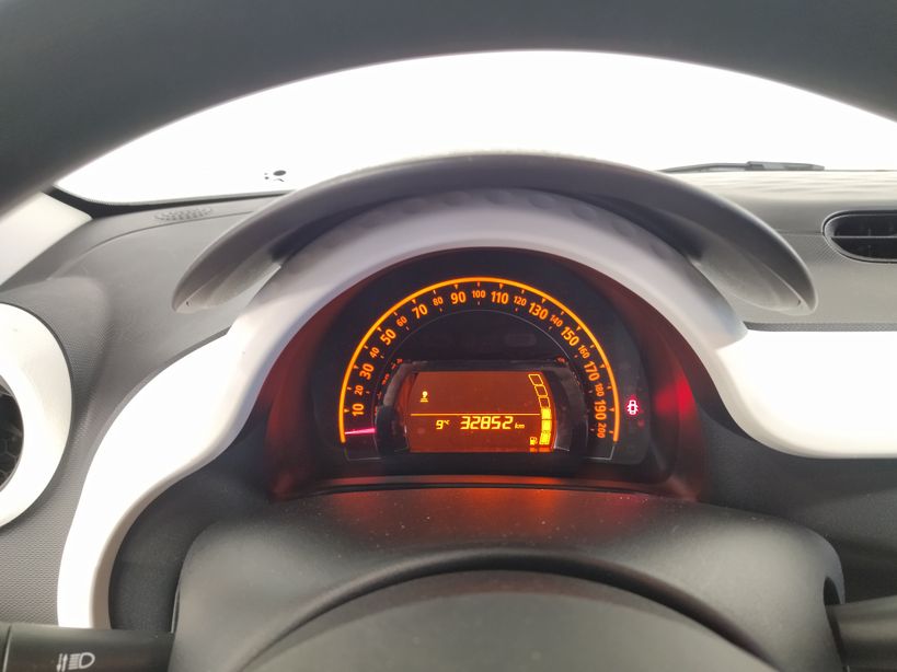 RENAULT TWINGO III 2017 - Photo n°28