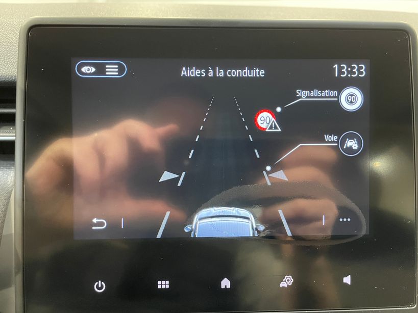 RENAULT CLIO V 2022 - Photo n°20