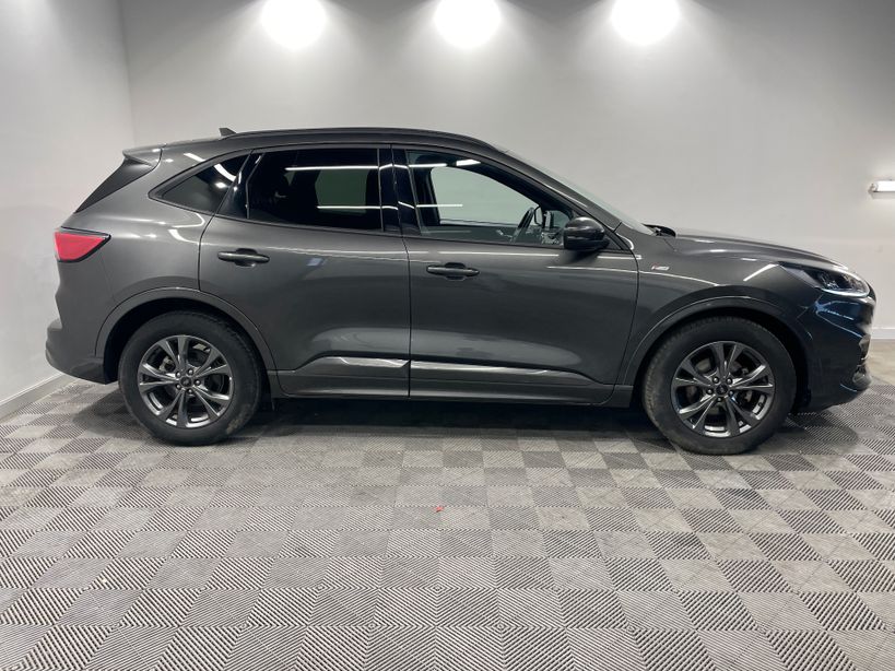 FORD KUGA 2022 - Photo n°4