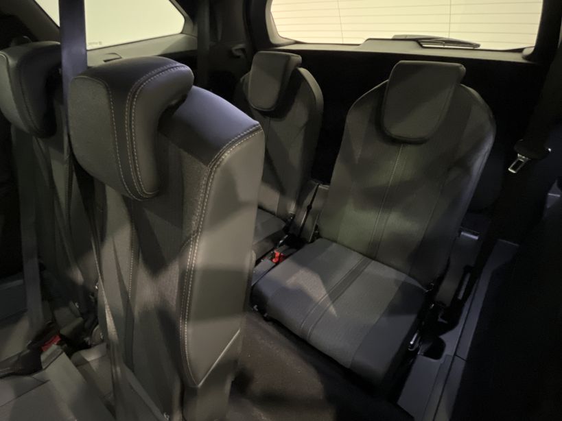 PEUGEOT 5008 2017 - Photo n°9