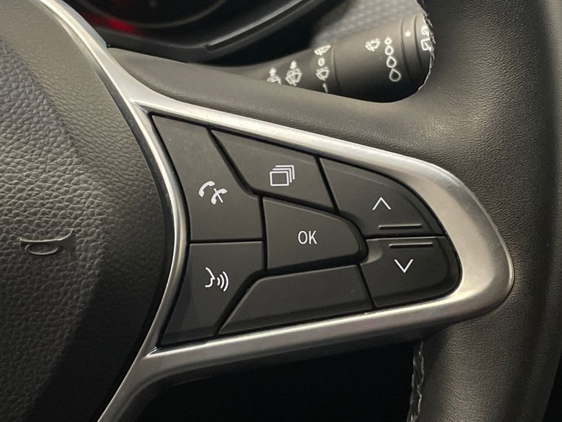 RENAULT CLIO V 2021 - Photo n°26