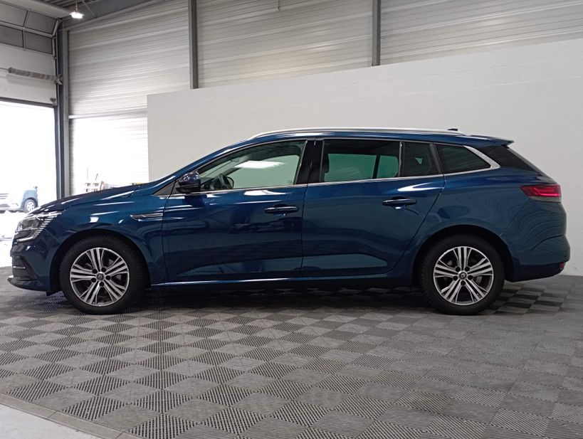 RENAULT MEGANE IV ESTATE 2021 - Photo n°5