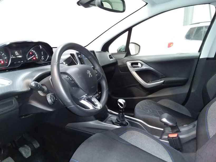 PEUGEOT 2008 2019 - Photo n°6