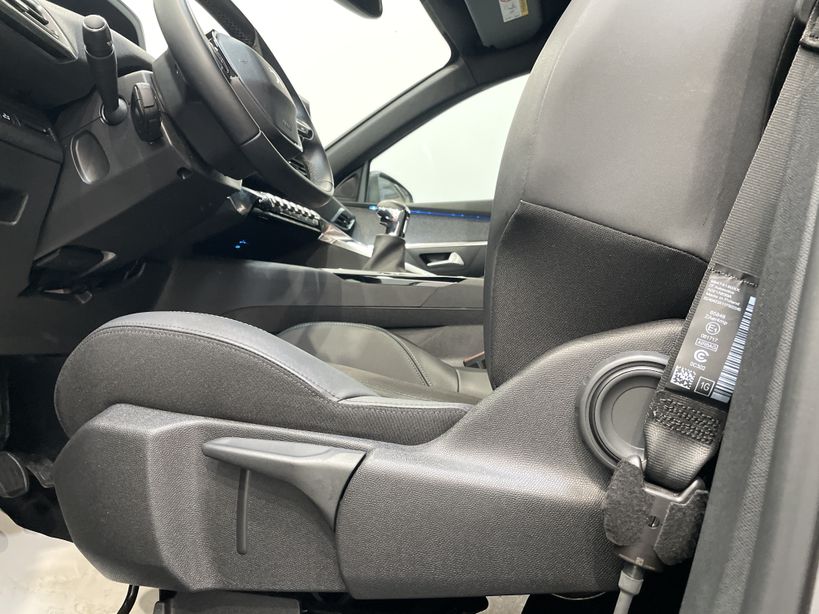 PEUGEOT 5008 2023 - Photo n°38