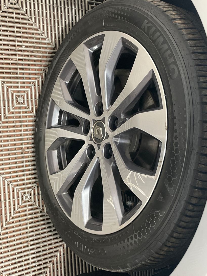 RENAULT MEGANE IV BERLINE 2023 - Photo n°4