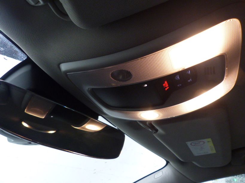 VOLVO V60 CROSS COUNTRY 2015 - Photo n°22