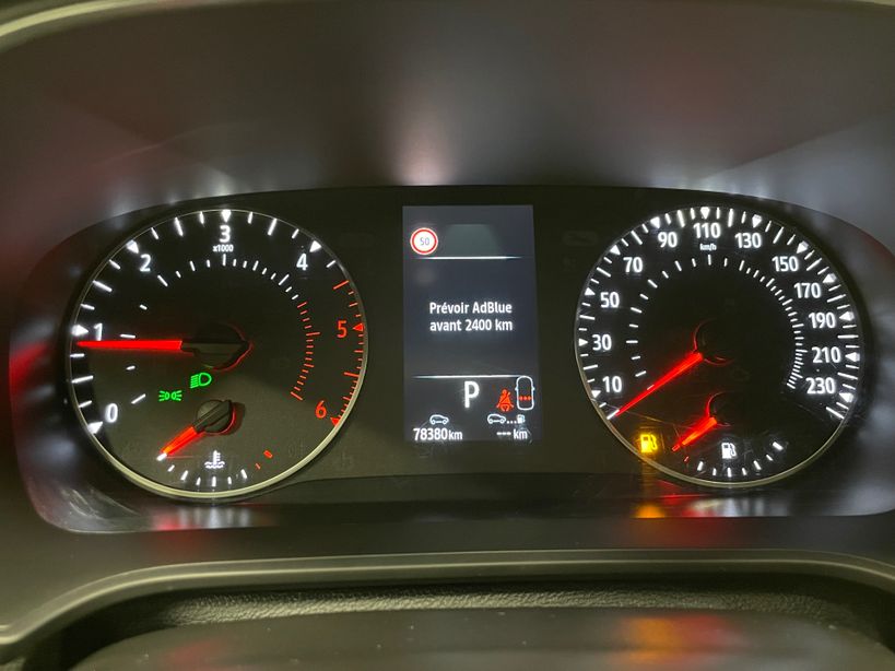 RENAULT MEGANE IV BERLINE 2021 - Photo n°15