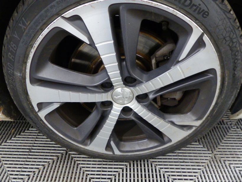 PEUGEOT 308 SW 2020 - Photo n°5