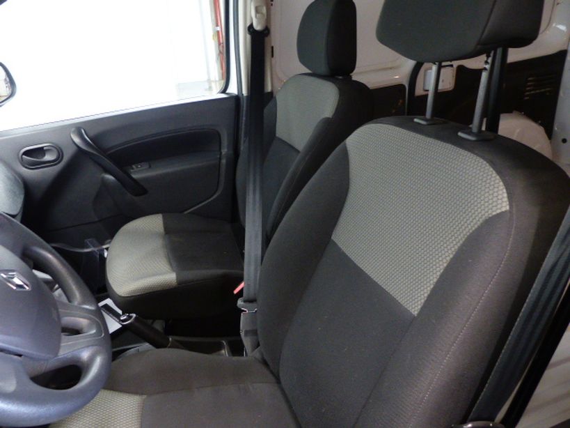 RENAULT KANGOO EXPRESS ZE 2018 - Photo n°16