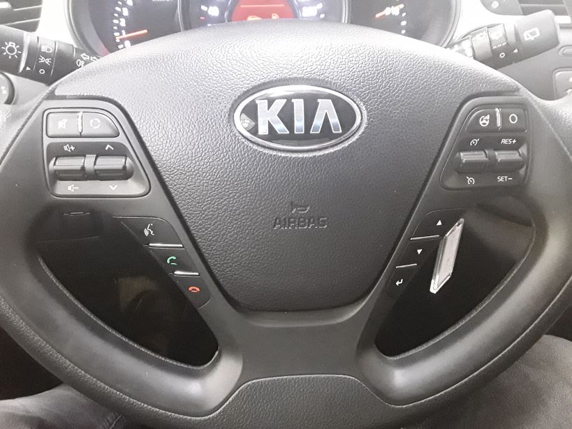KIA CEE'D 2016 - Photo n°10