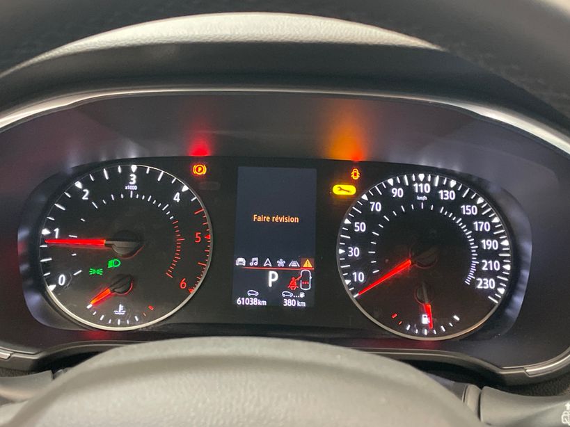 RENAULT MEGANE IV BERLINE 2022 - Photo n°10