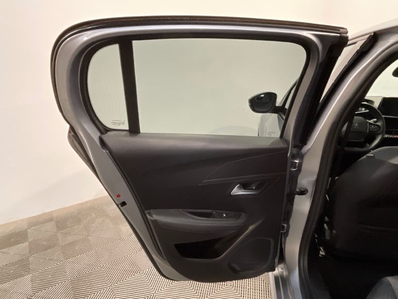 PEUGEOT 208 2023 - Photo n°35