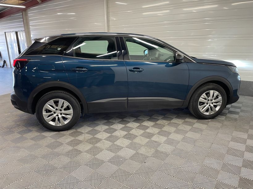 PEUGEOT 3008 2023 - Photo n°5