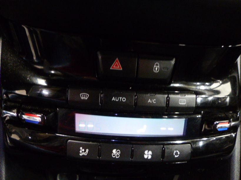 PEUGEOT 2008 2019 - Photo n°21