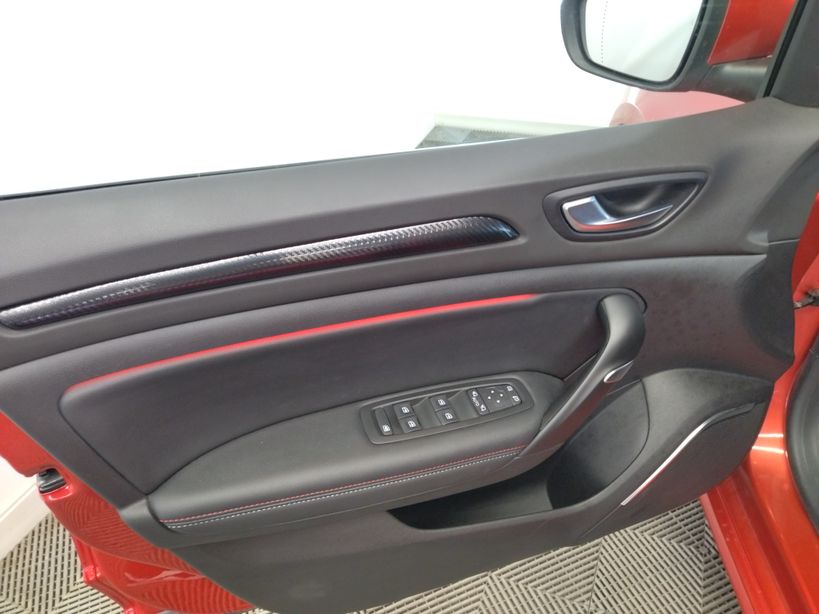 RENAULT MEGANE IV BERLINE 2021 - Photo n°10