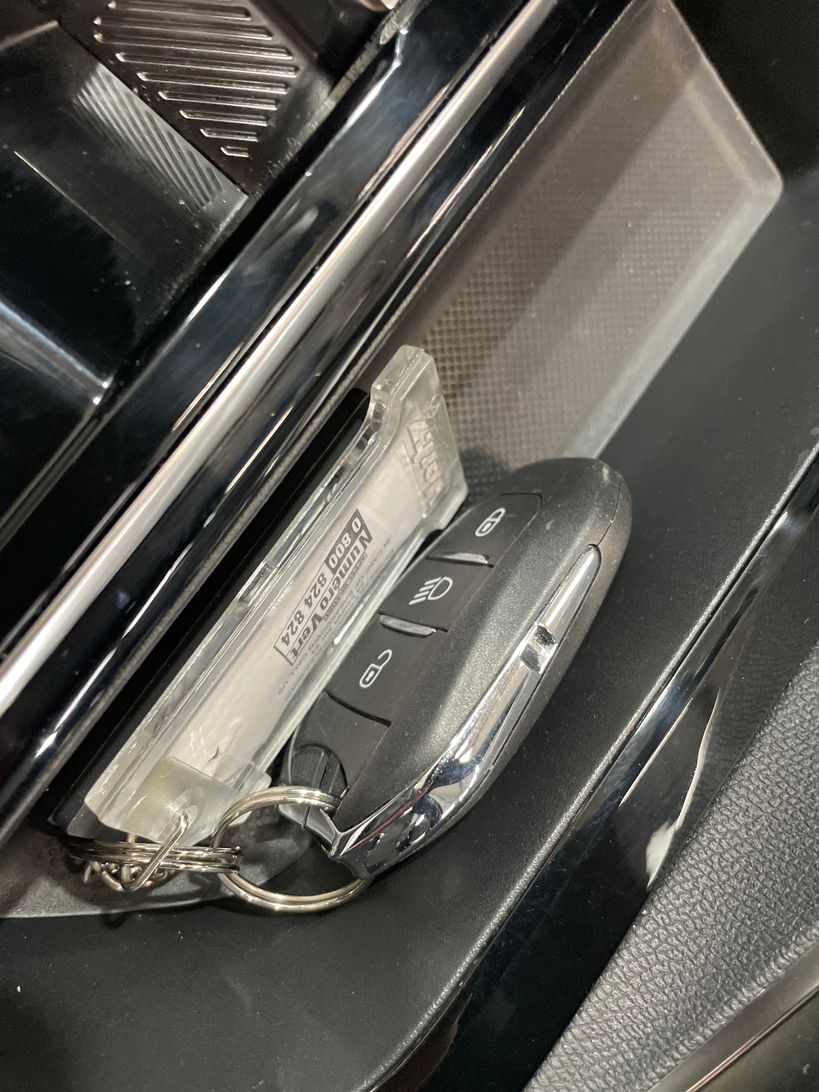 PEUGEOT 3008 2024 - Photo n°5