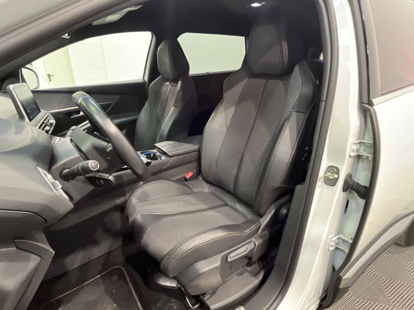 PEUGEOT 5008 2017 - Photo n°11
