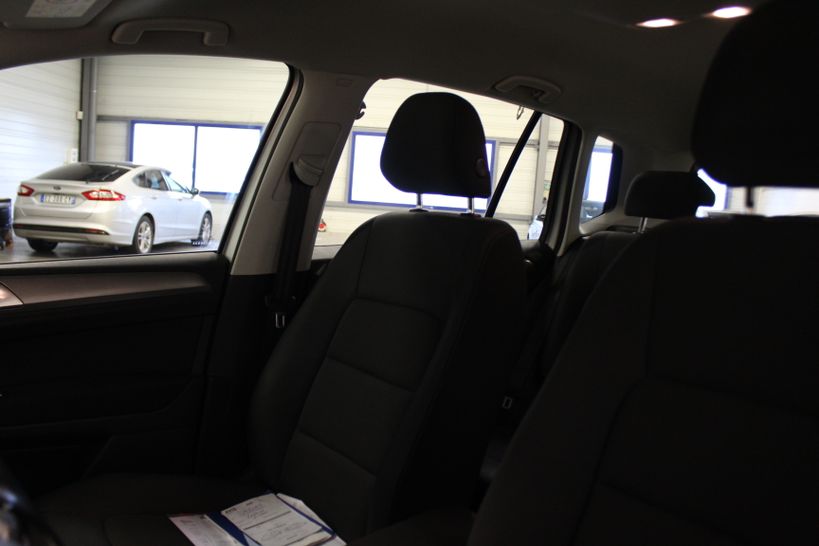 VOLKSWAGEN GOLF SPORTSVAN 2014 - Photo n°30