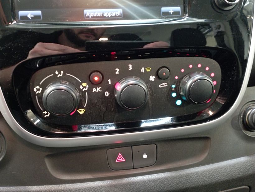 RENAULT TRAFIC COMBI 2019 - Photo n°21