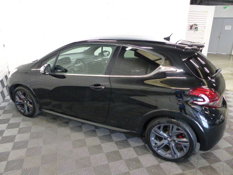 PEUGEOT 208 2016 - Photo n°17