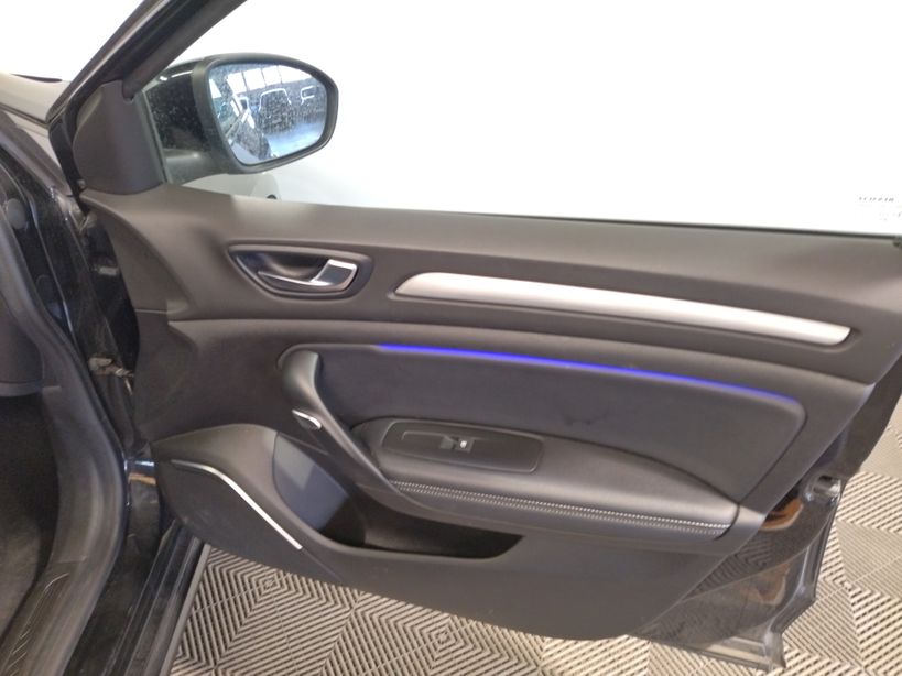RENAULT MEGANE IV BERLINE 2020 - Photo n°7